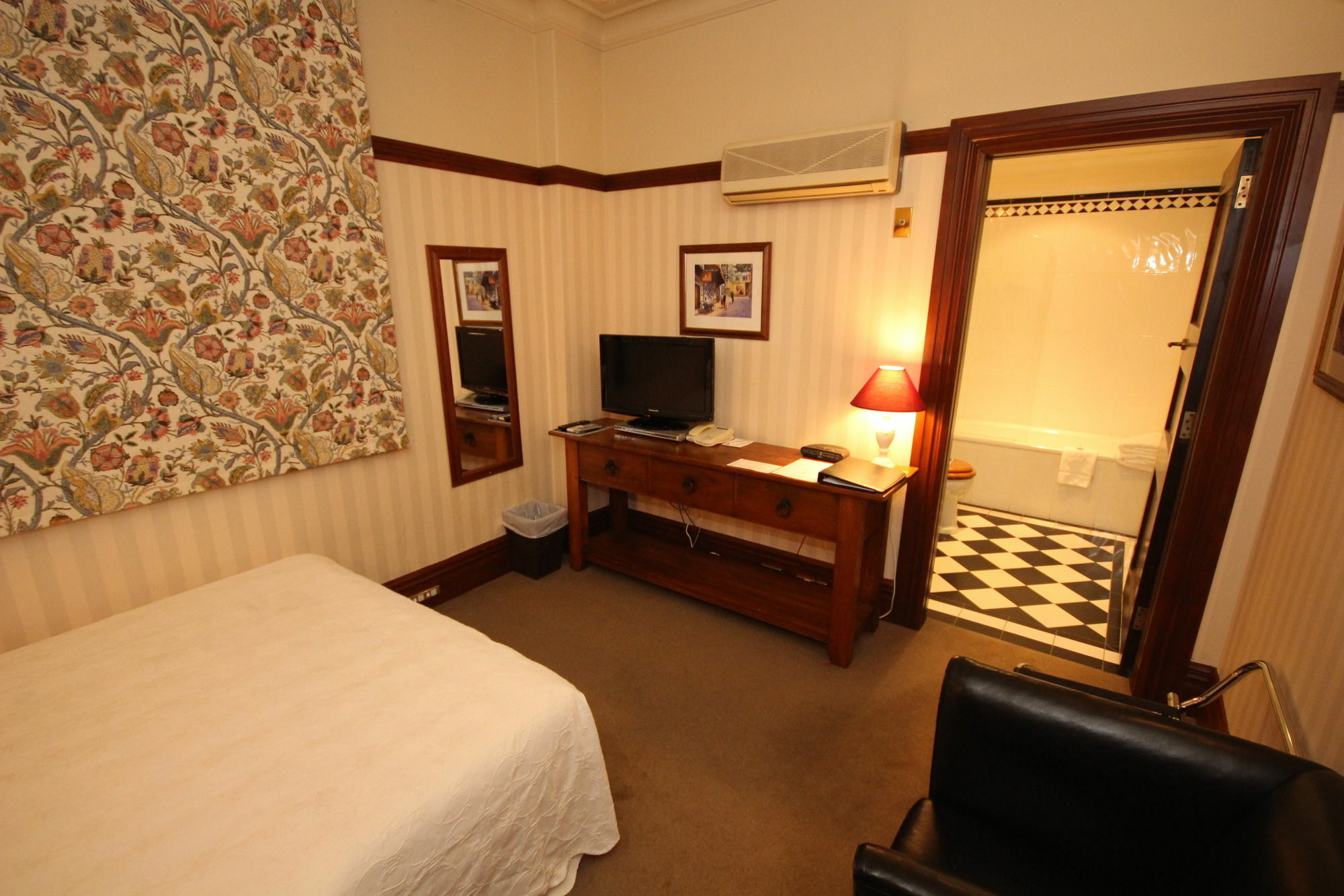 Wellesley Boutique Hotel Wellington Bagian luar foto